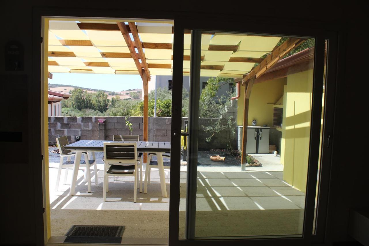 "Sutt'E Su Sole" - Vacanza Nel Cuore Della Sardegna Siamanna Exterior photo